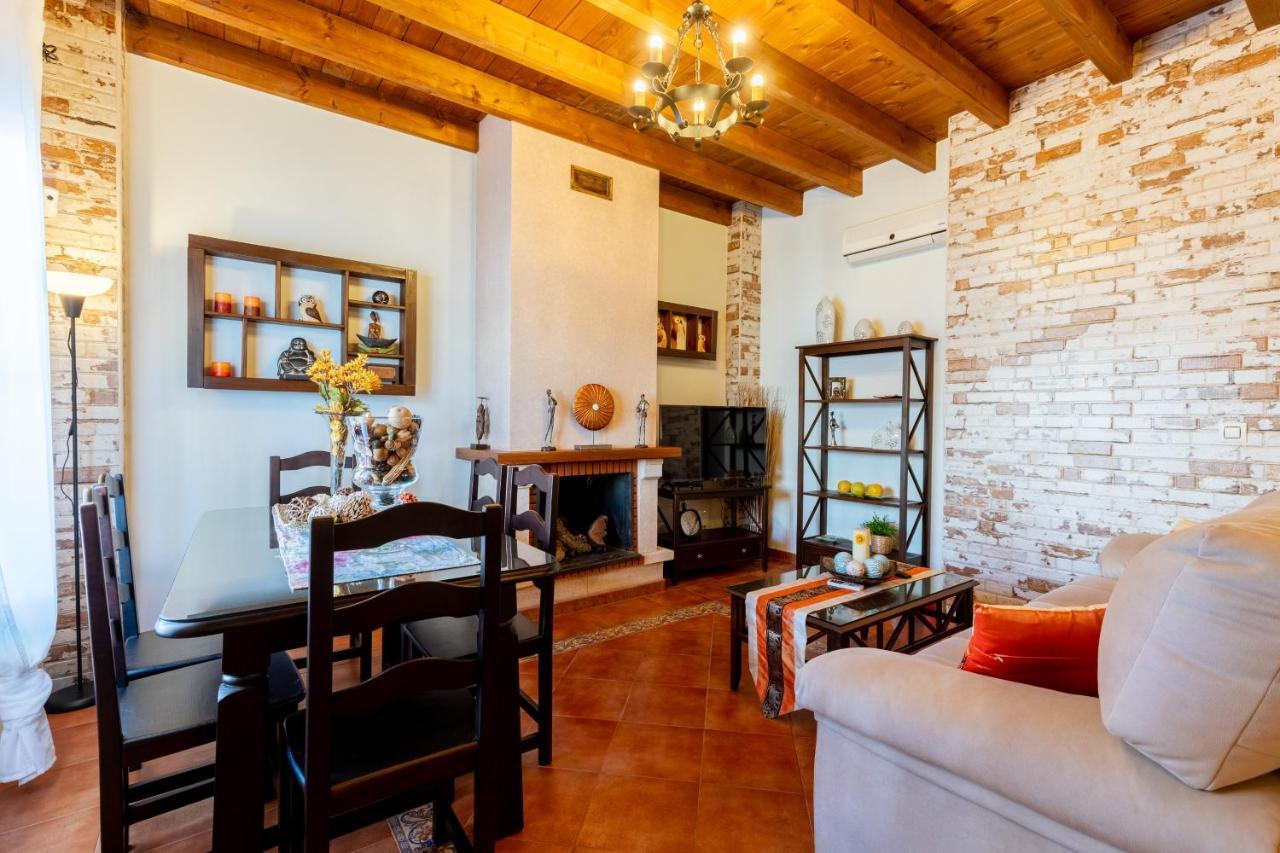 Vll Vivienda Rural A Las Puertas De Donana Villamanrique De La Condesa Exterior foto